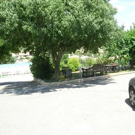 Meuble14 Avec Terrasse Greoux-les-Bains